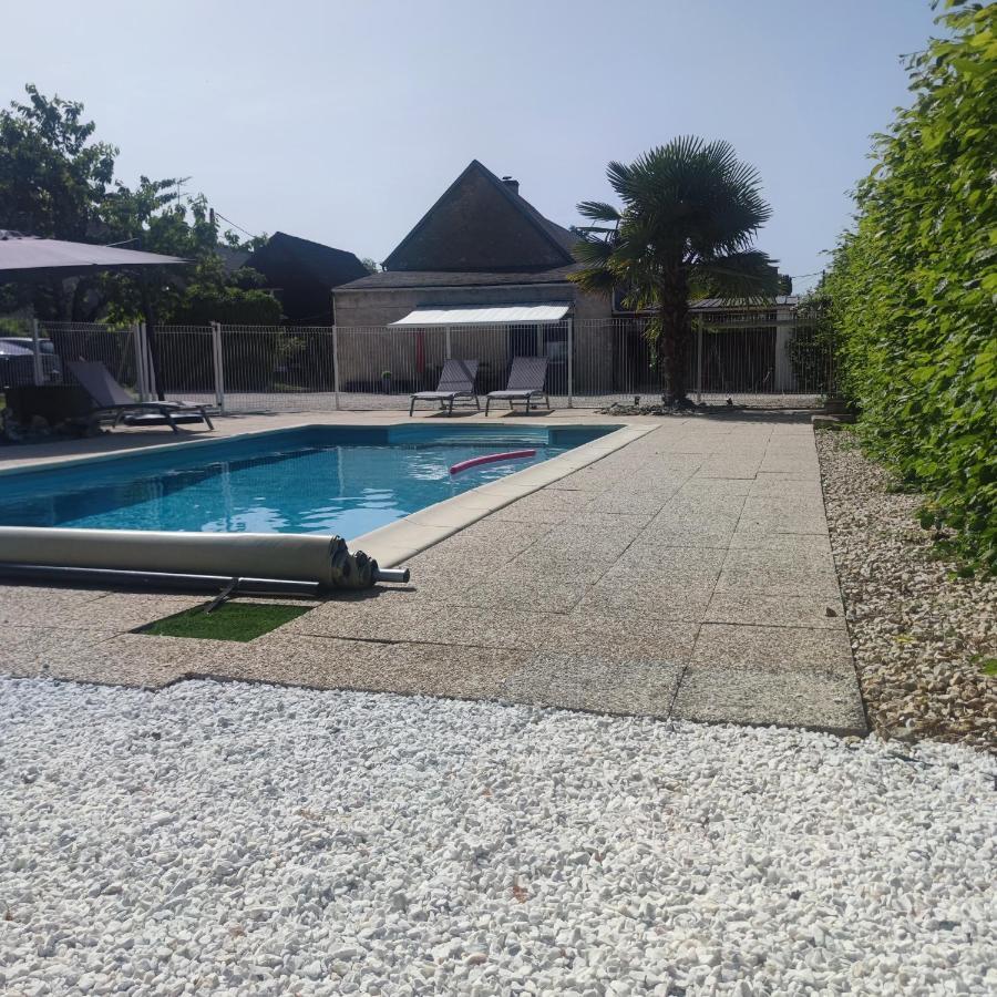 Naturel : Studio Calme Et Agreable Les Bordes Εξωτερικό φωτογραφία